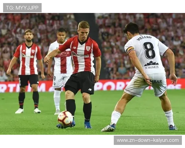 巴塞罗那主场迎战埃尔切,西甲第11轮精彩对决即将上演 巴塞罗那主场迎战埃尔切,西甲第11轮精彩对决即将上演