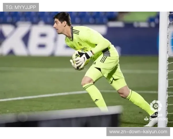 门将零封榜：奥布拉克领跑，库尔图瓦紧随其后